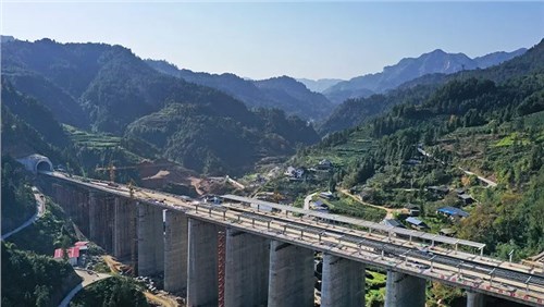 企業(yè)公益事業(yè)貢獻(xiàn)